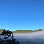 一瞬の氷点下　霧の雲海　新野高原の朝