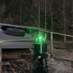 初使用レーザー墨付け～カラマツ丸太の皮むき～薪小屋の梁に